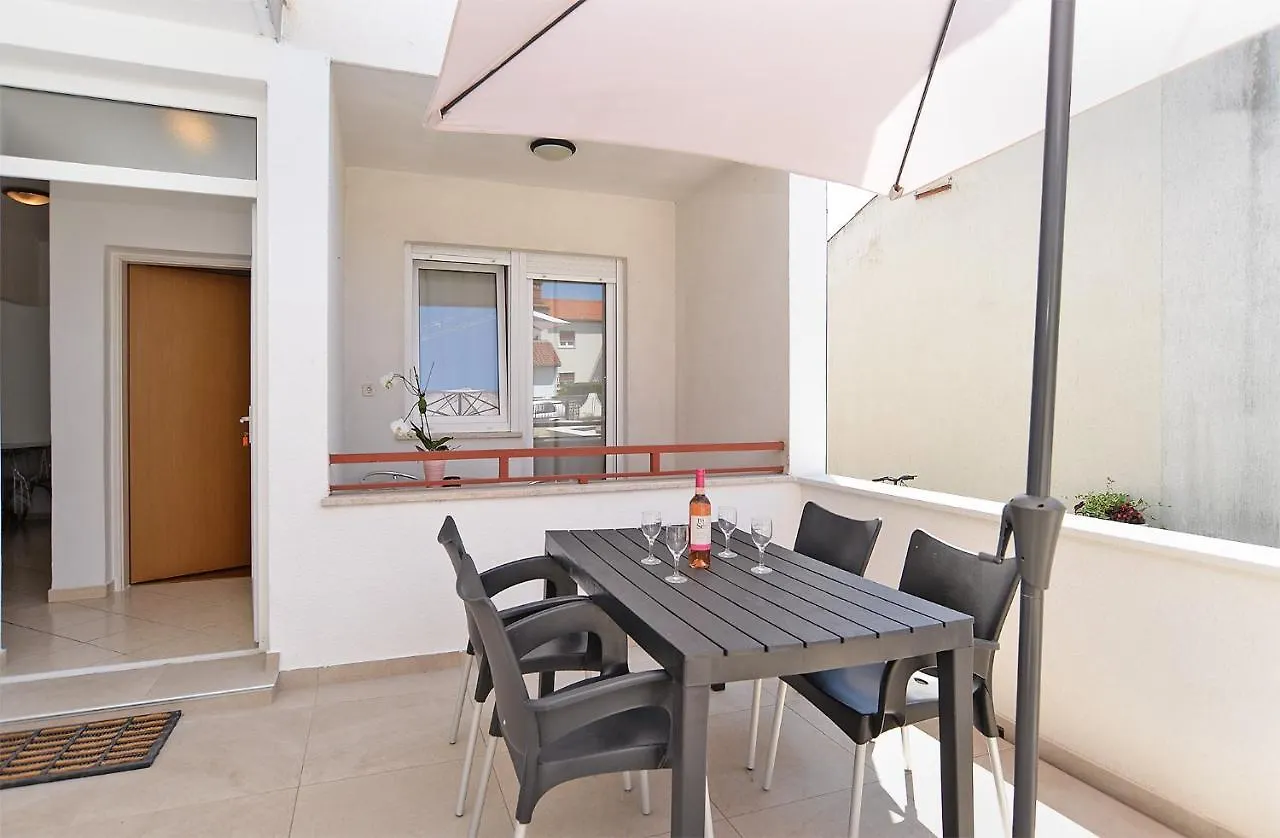 Apartments Marija 1124 Fazana Croatia