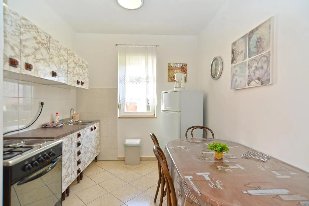 Apartments Marija 1124 Fazana