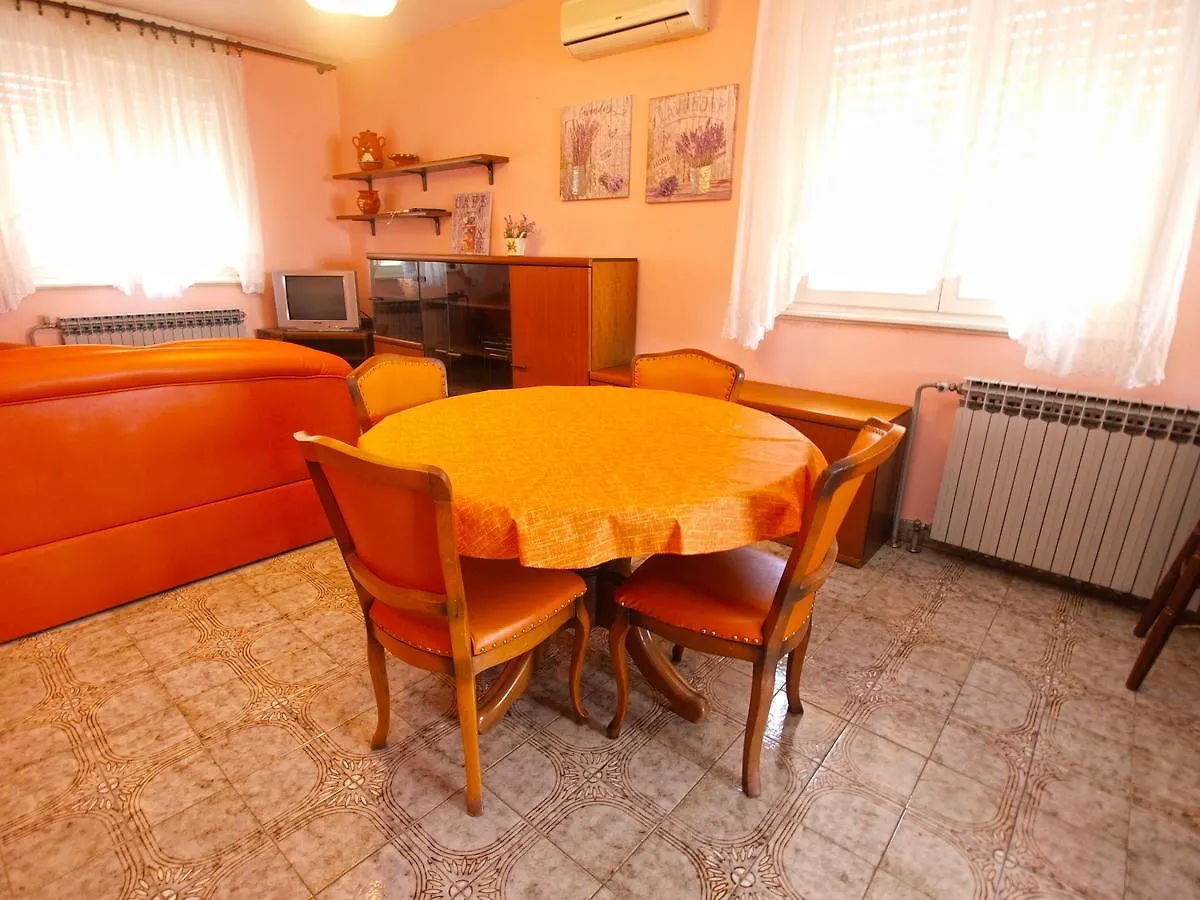 Apartments Marija 1124 Fazana
