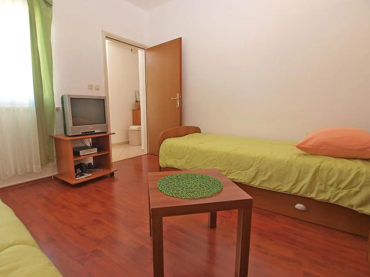Apartments Marija 1124 Fazana Croatia