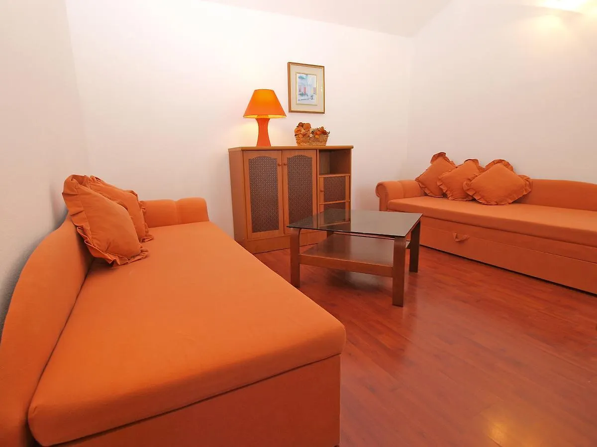 Apartments Marija 1124 Fazana