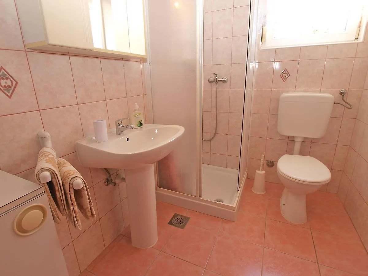 Apartments Marija 1124 Fazana 0*,