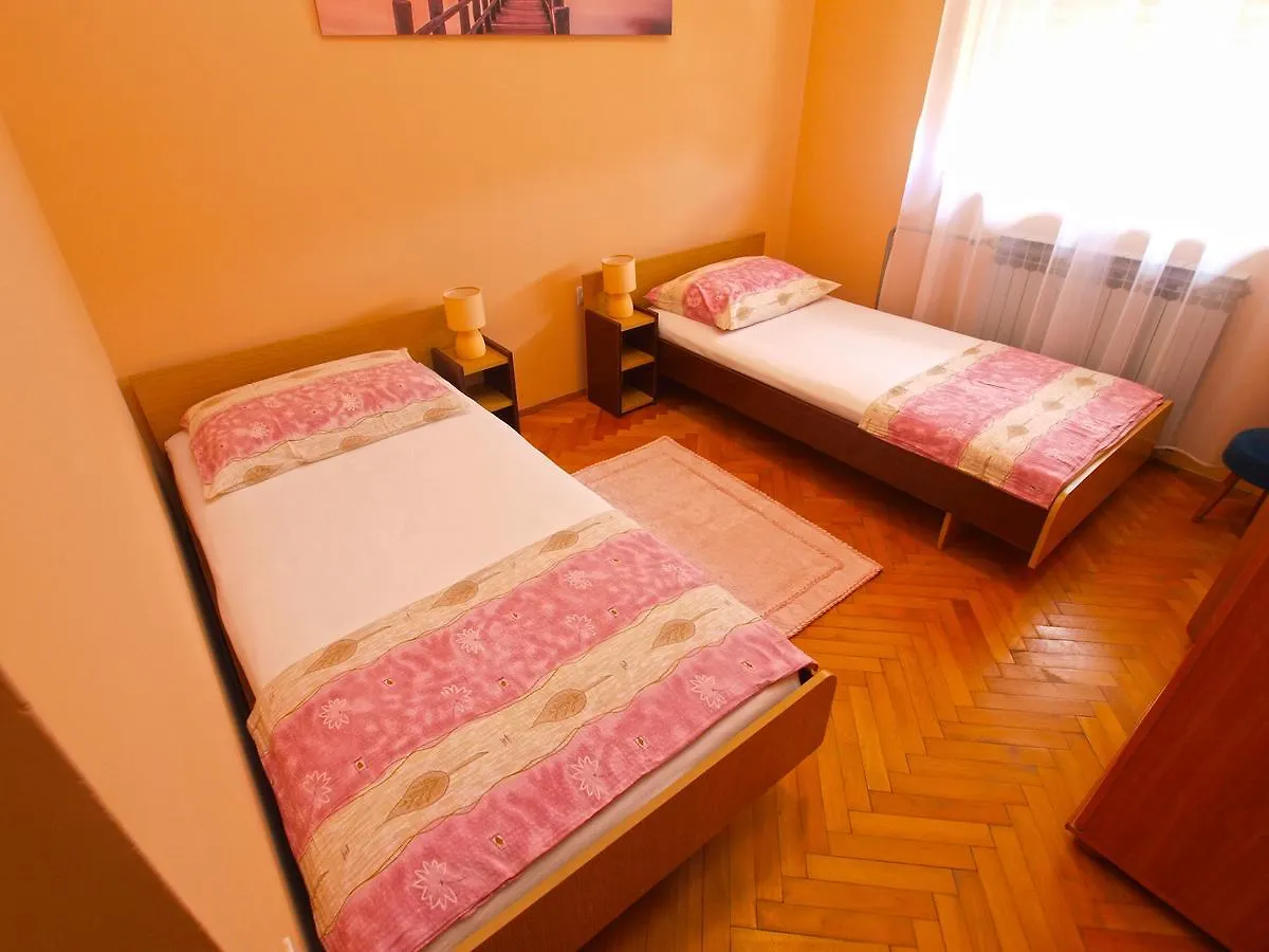 פאז'אנה Apartments Marija 1124